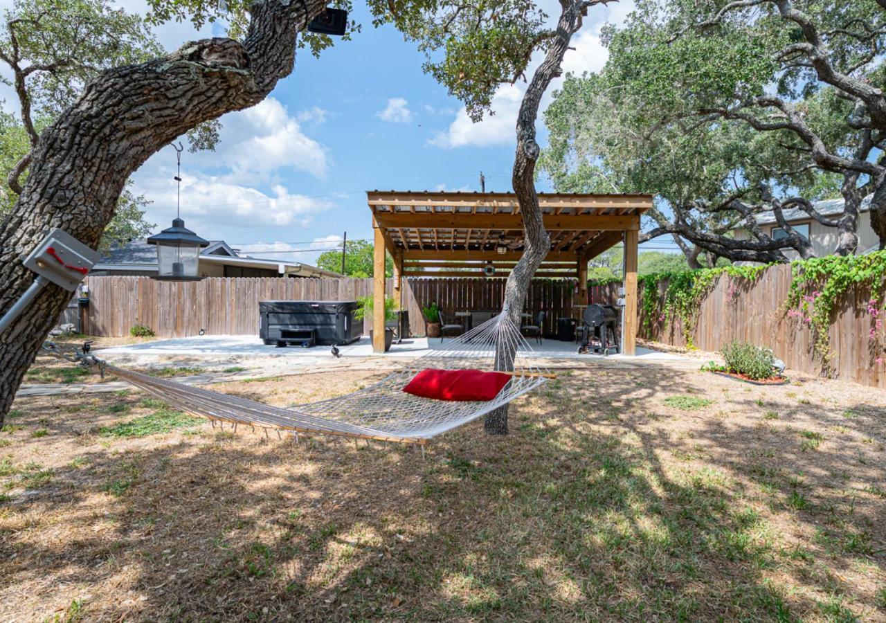 Knot Bay Haven, Dog Friendly, Hot Tub, Fenced Yard, Patio And Grill, 3 Br Villa Rockport Exterior foto
